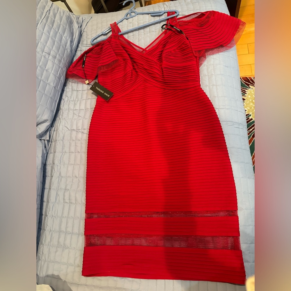 Red Tadashi Shoji dress STYLE: 6L 18103M Size XL